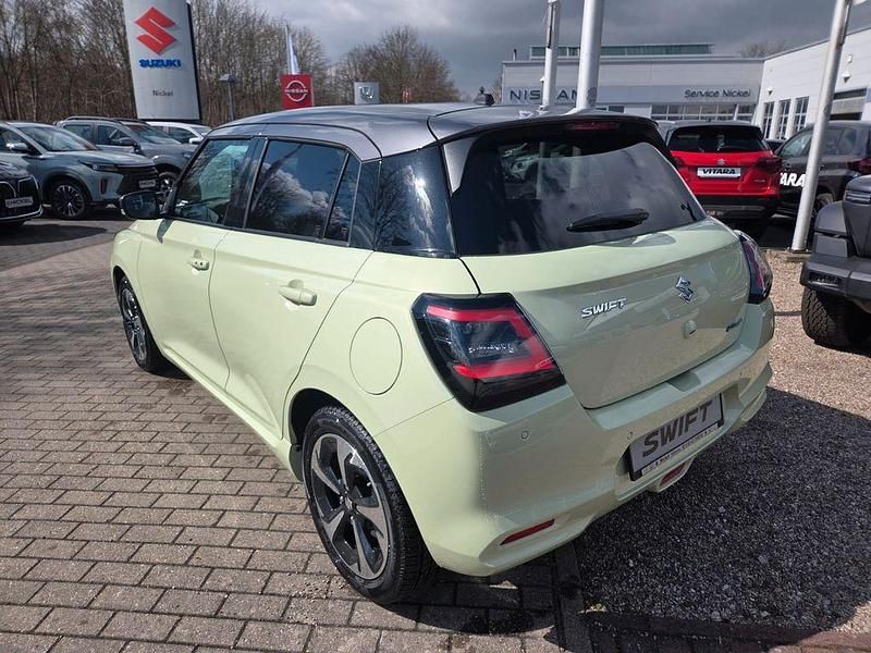 Gebraucht Suzuki Swift Comfort+ 83 PS (61 kW) 2026 Gelb Kleinwagen
