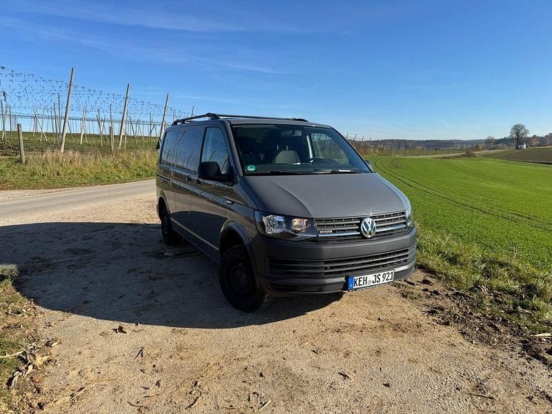 Gebraucht VW Transporter 150 PS (110 kW) 2019 Van