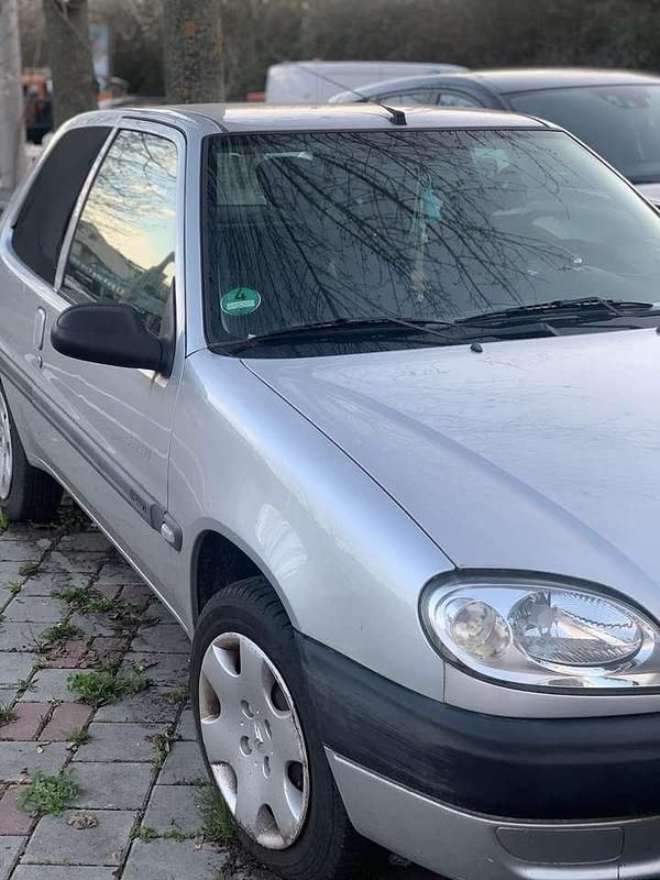 Silber Gebraucht 2002 Citroën Saxo Kleinwagen | 1.800 € (Teuer) - Bild 1/4