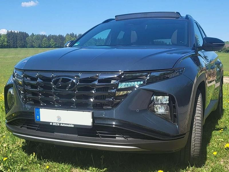Blau Gebraucht 2023 Hyundai Tucson Blackline SUV | 33.200 € (Fairer Preis) - Bild 1/4