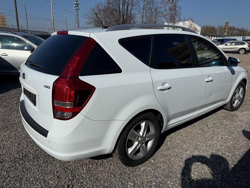 Gebraucht Kia Ceed 116 PS (85 kW) 2011 Weiß Kleinwagen