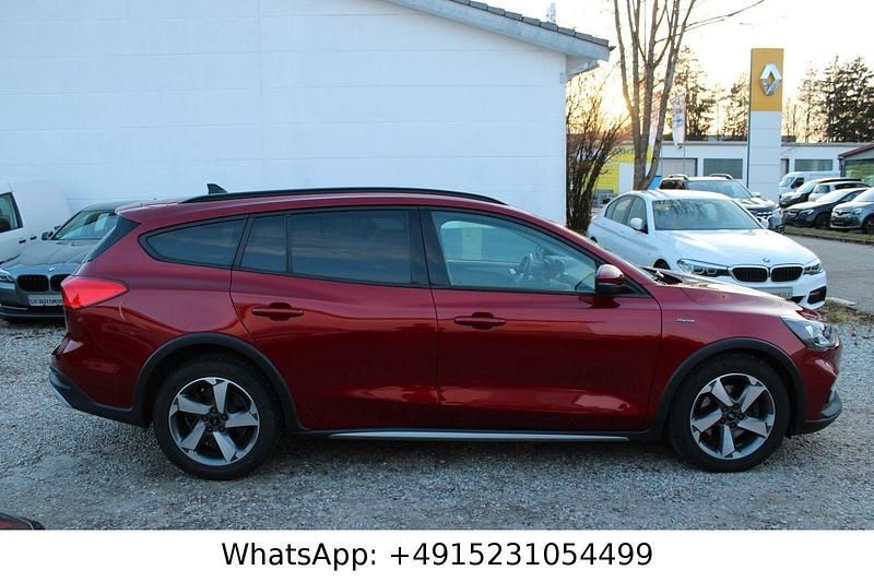 Gebraucht Ford Focus Active 120 PS (88 kW) 2019 Rot Kombi