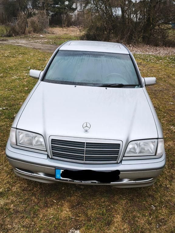 Gebraucht Mercedes C180 122 PS (89 kW) 1998 Silber Limousine