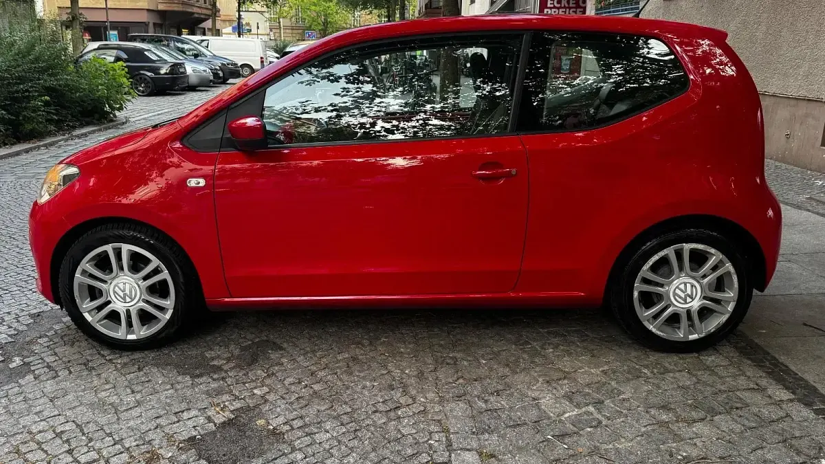Gebraucht VW up! high up! 75 PS (55 kW) 2012 Rot Kleinwagen