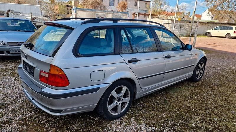 Gebraucht BMW 316 116 PS (85 kW) 2005 Silber Limousine