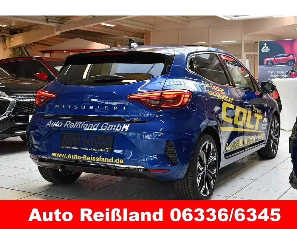 Neu Mitsubishi Colt Edition 91 PS (66 kW) 2025 Blau Limousine