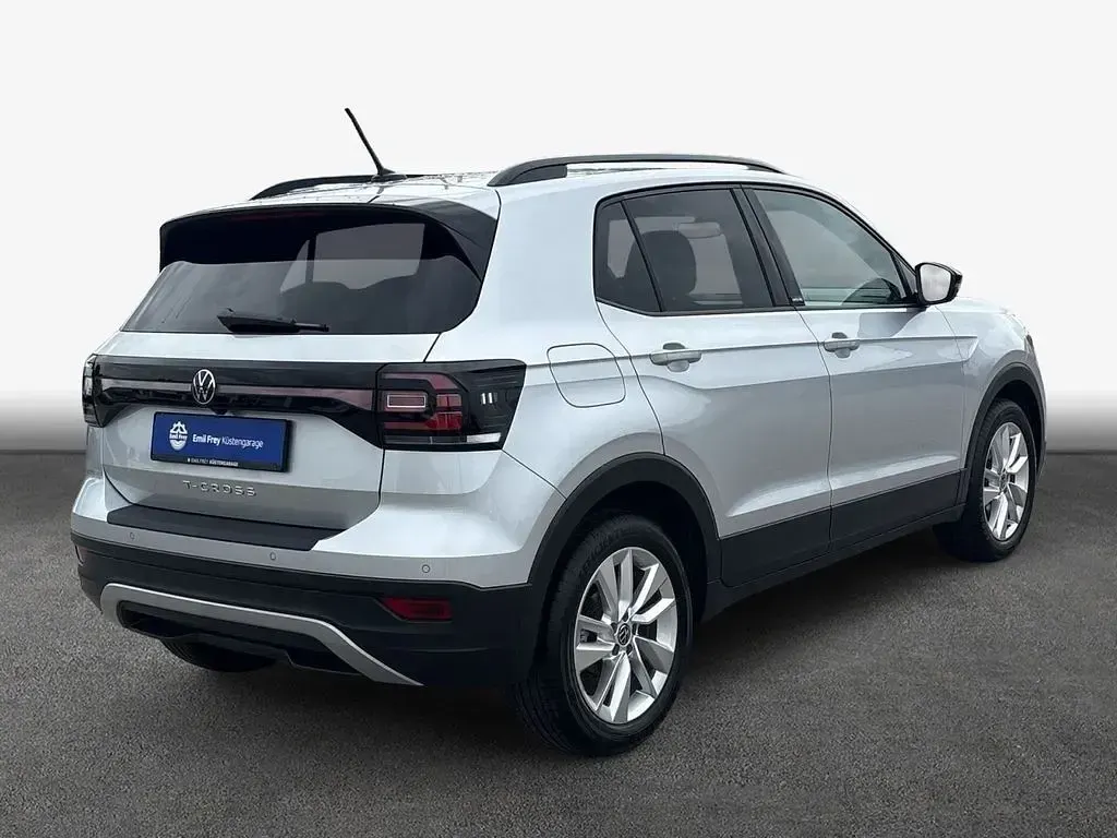 Gebraucht VW T-Cross Move 110 PS (80 kW) 2023 Silber SUV