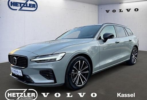 Neu Volvo V60 Plus 455 PS (334 kW) 2025 Grau Kombi