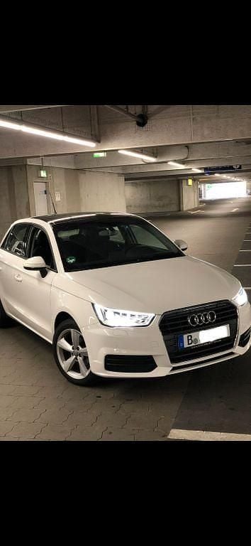 Gebraucht 2017 Audi A1 Sportback Sport Kleinwagen | 13.400 € (Guter Preis) - Bild 1/3