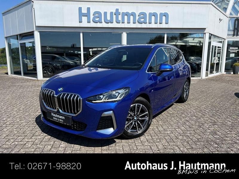 Blau Gebraucht 2024 BMW 223 Active Tourer M Sport Van / Kleinbus | 41.950 € (Guter Preis) - Bild 1/4