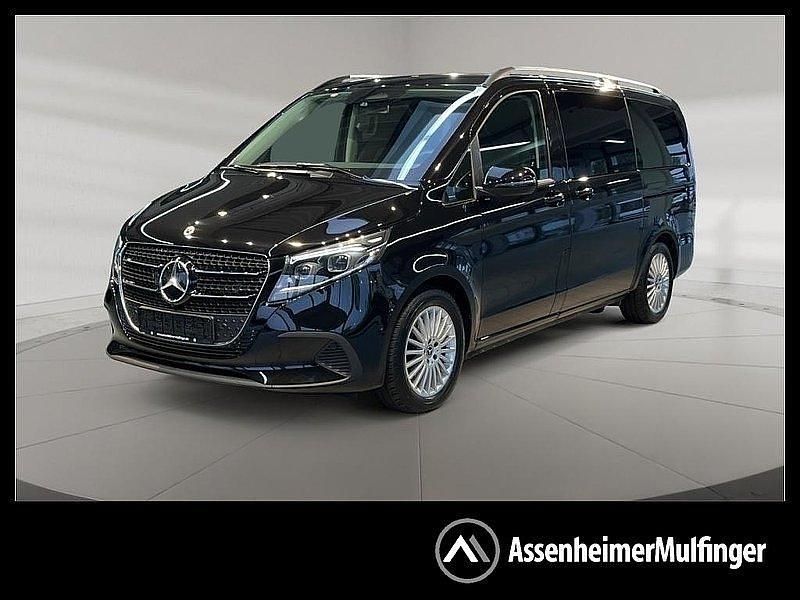 Obsidianschwarz metallic Gebraucht 2024 Mercedes V250 Van / Kleinbus | 62.190 € (Superpreis) - Bild 1/4