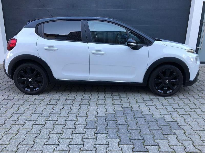 Gebraucht Citroën C3 Feel 110 PS (80 kW) 2017 Weiß Limousine