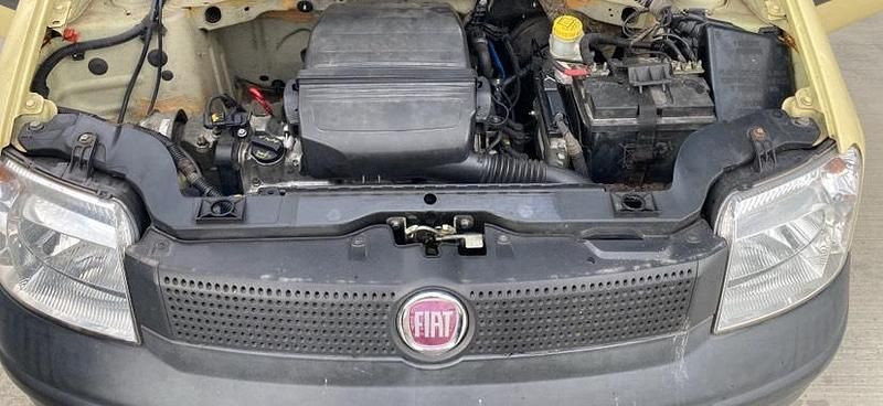 Gebraucht Fiat Panda Active 54 PS (39 kW) 2009 Gelb Kleinwagen