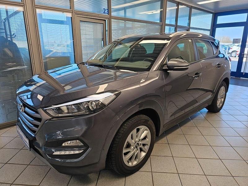 Gebraucht Hyundai Tucson 132 PS (97 kW) 2018 Graumet. (metallic) SUV