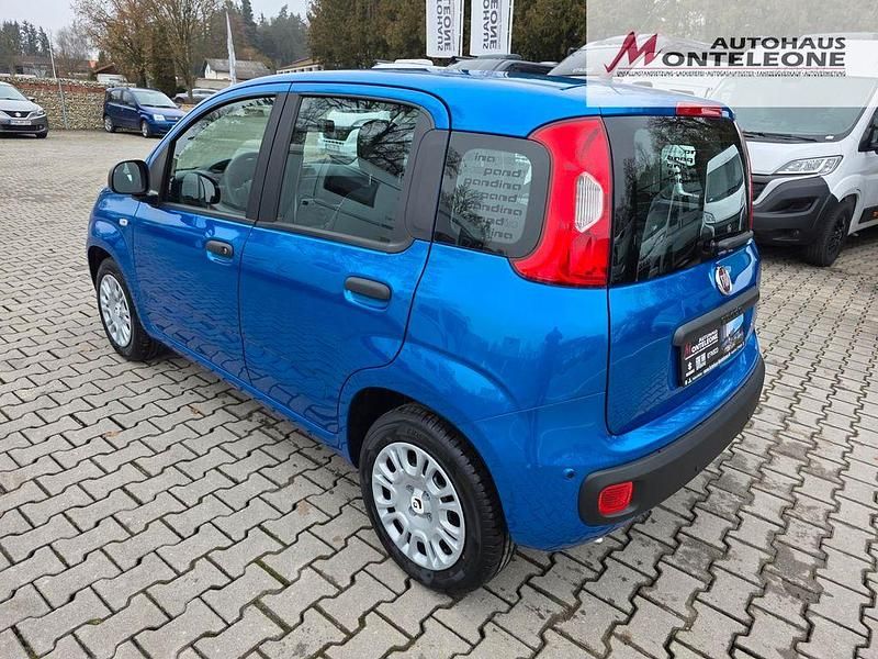 Neu Fiat Panda Pop 69 PS (50 kW) 2025 Schwarz Limousine