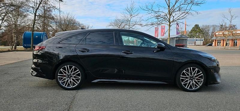 Gebraucht Kia ProCeed GT 204 PS (150 kW) 2022 Schwarz Kombi