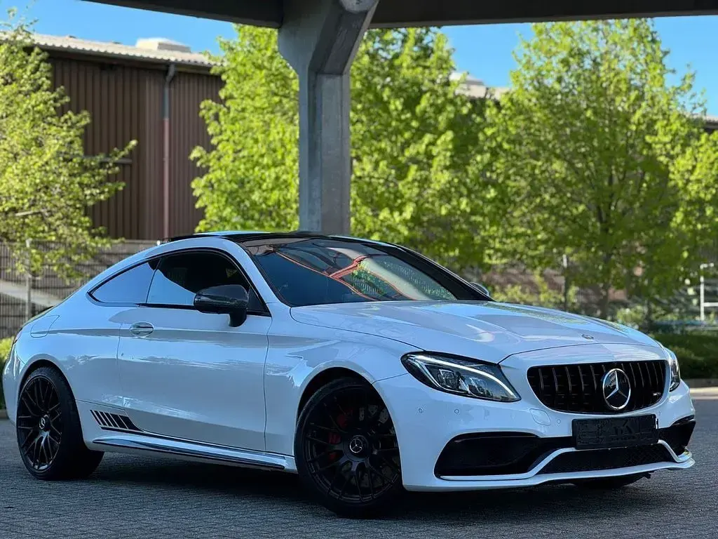 Gebraucht Mercedes C63S AMG AMG 510 PS (375 kW) 2017 Polarweiss  unilack Coupé