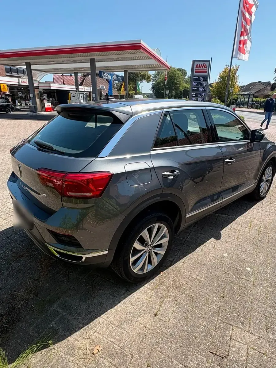 Gebraucht VW T-Roc 115 PS (84 kW) 2021 Grau SUV