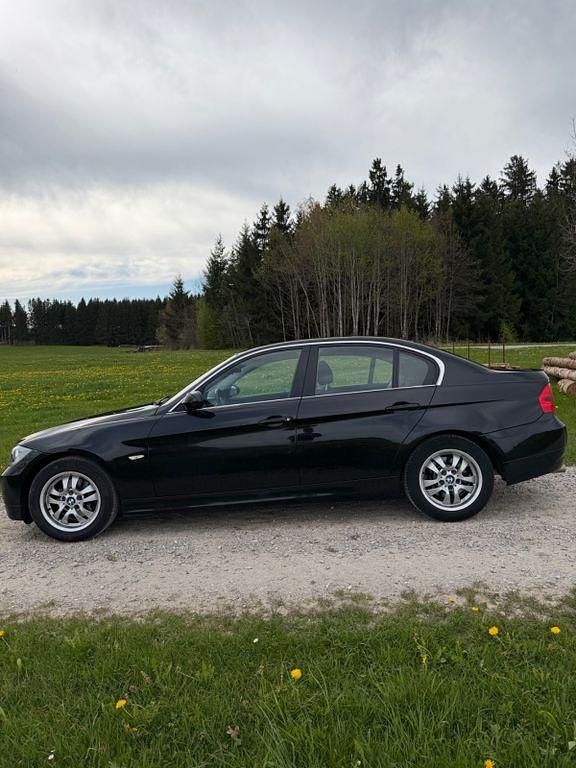 Gebraucht BMW 325 218 PS (160 kW) 2006 Schwarz Limousine