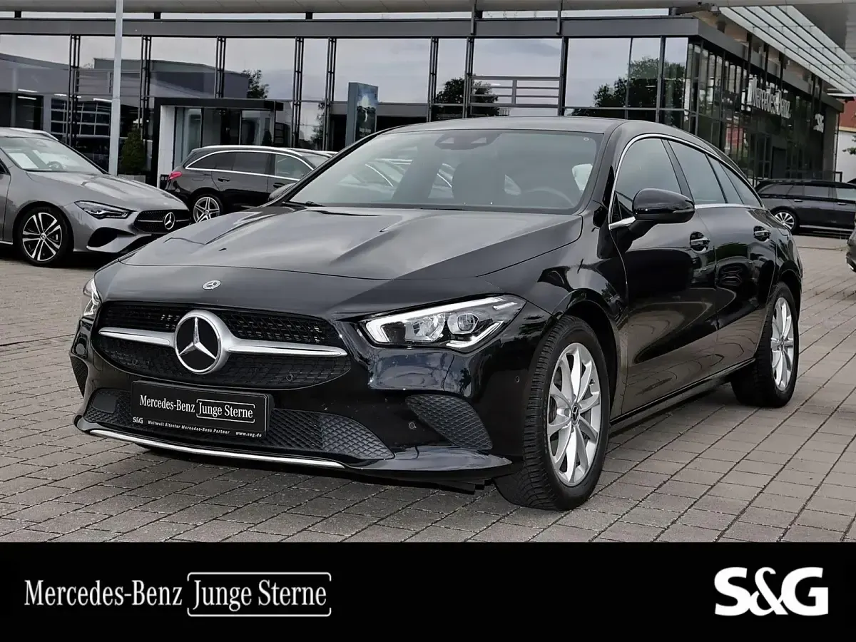 Gebraucht Mercedes CLA200 Progressive 120 PS (88 kW) 2021 Coupé