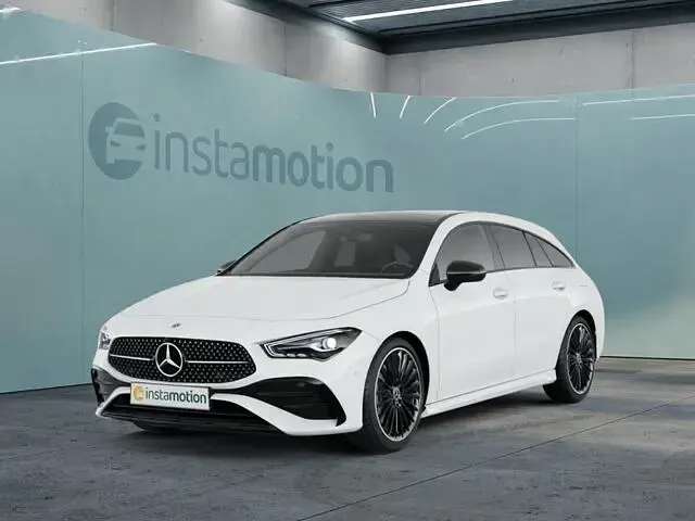 Gebraucht Mercedes CLA220 190 PS (139 kW) 2024 Weiß Coupé