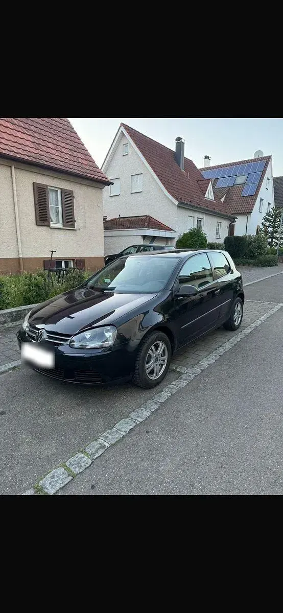 Second-hand VW Golf V 80 CP (58 kW) 2007 Berlinǎ