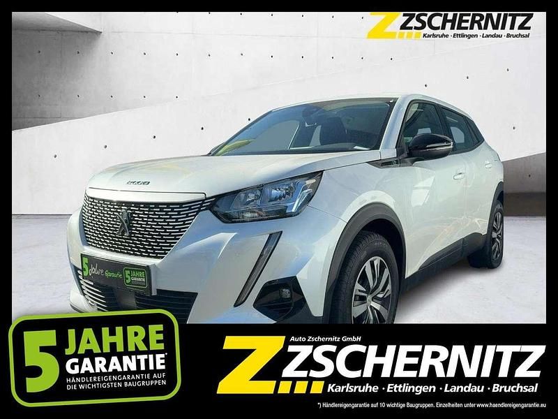 Gebraucht Peugeot e-2008 Active 100 kW (136 PS) 2022 Lack weiss perlglänzend/typ au SUV