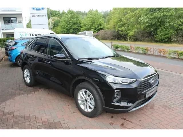 Gebraucht Ford Kuga Titanium 179 PS (131 kW) 2024 Obsidianschwarz metallic SUV
