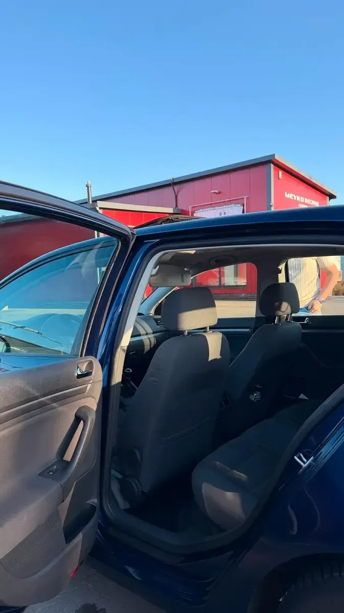 Gebraucht VW Golf V 102 PS (75 kW) 2005 Blau Kleinwagen