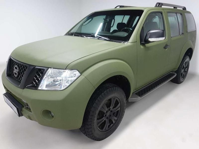 Grün (folie) schwarz (lack) Gebraucht 2014 Nissan Pathfinder SUV | 19.490 € (Guter Preis) - Bild 1/4