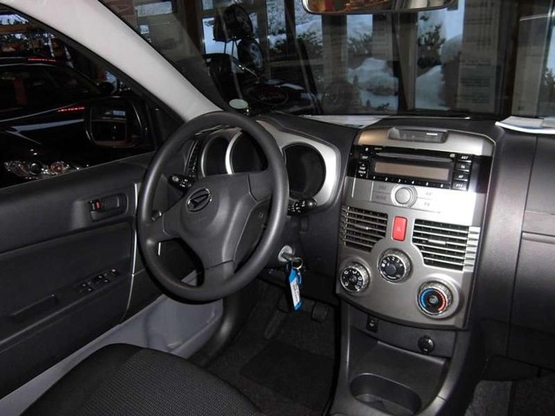 Gebraucht Daihatsu Terios 105 PS (77 kW) 2010 Schwarz SUV