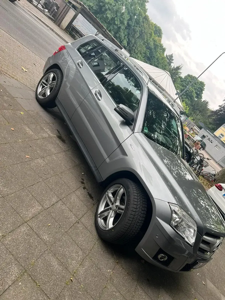 Używany Mercedes GLK220 170 KM (125 kW) 2011 Szary SUV