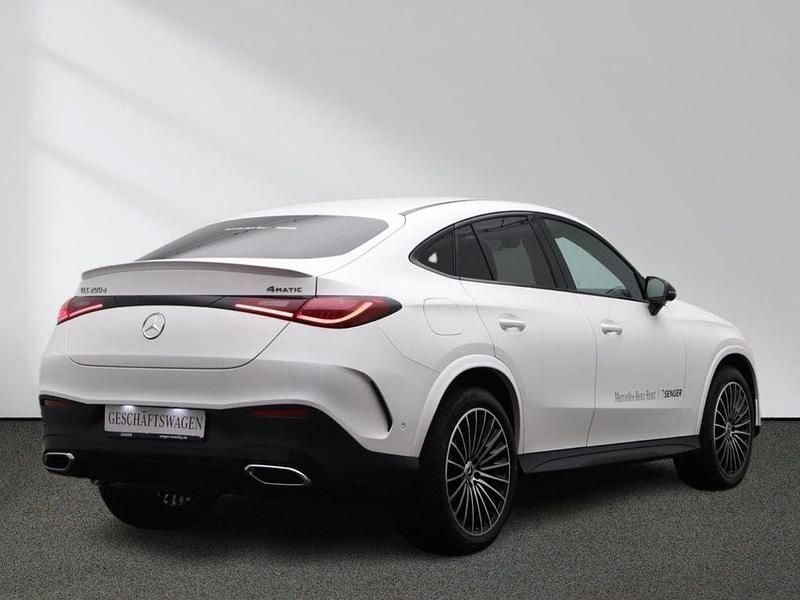 Gebraucht Mercedes GLC200 AMG 163 PS (119 kW) 2025 Unilack polarweiß SUV