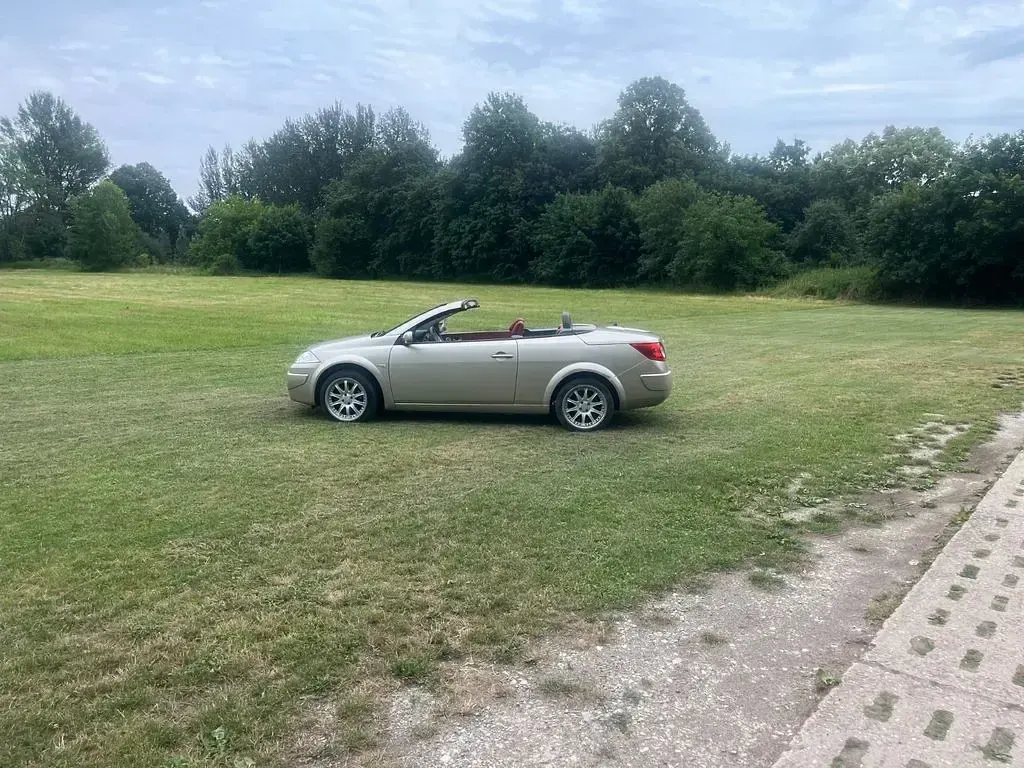 Gebraucht Renault Mégane Cabriolet 135 PS (99 kW) 2008 Beige Cabrio