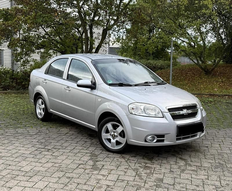 Silber Gebraucht 2009 Chevrolet Aveo LT Limousine | 2.199 € (Fairer Preis) - Bild 1/4