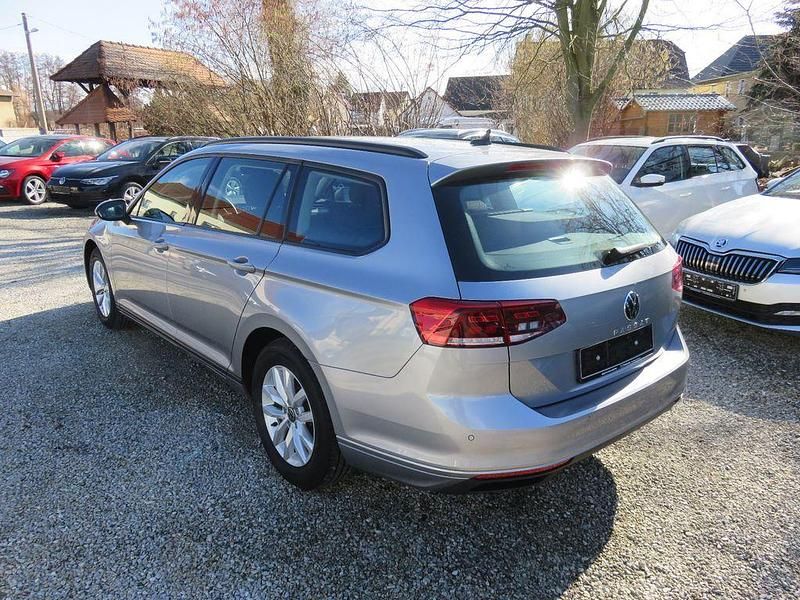 Gebraucht VW Passat Conceptline 150 PS (110 kW) 2022 Silber Kombi