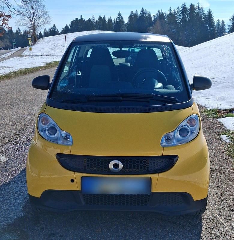 Gebraucht Smart ForTwo Coupé 61 PS (44 kW) 2014 Gelb Coupé