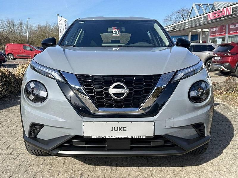 Gebraucht Nissan Juke Acenta 114 PS (83 kW) 2025 Grau SUV