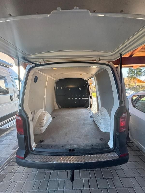 Second-hand VW Transporter 150 CP (110 kW) 2017 Alb Van