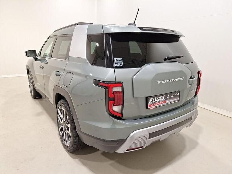 Gebraucht Ssangyong (KGM) Torres 163 PS (119 kW) 2023 Forest green SUV