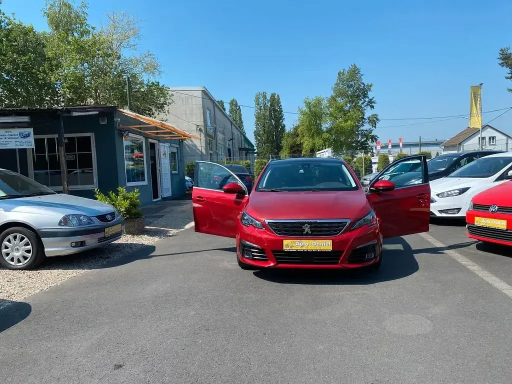 Gebraucht Peugeot 308 131 PS (96 kW) 2019 Limousine