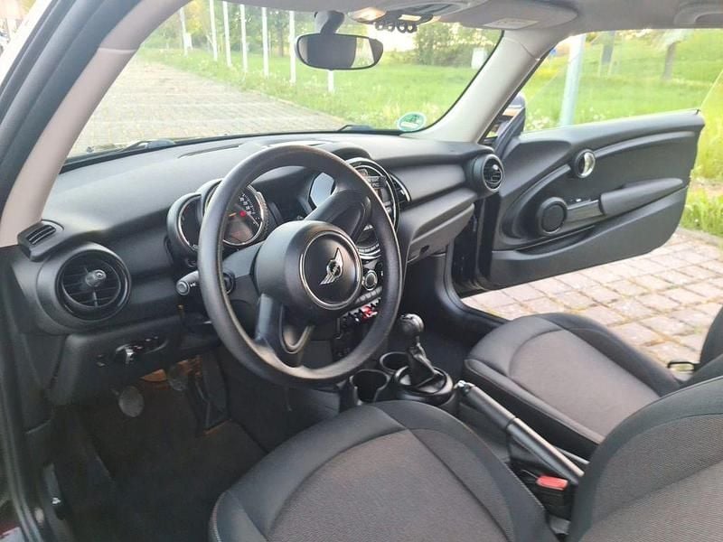 Second-hand Mini ONE 75 CP (55 kW) 2016 Negru Hatchback