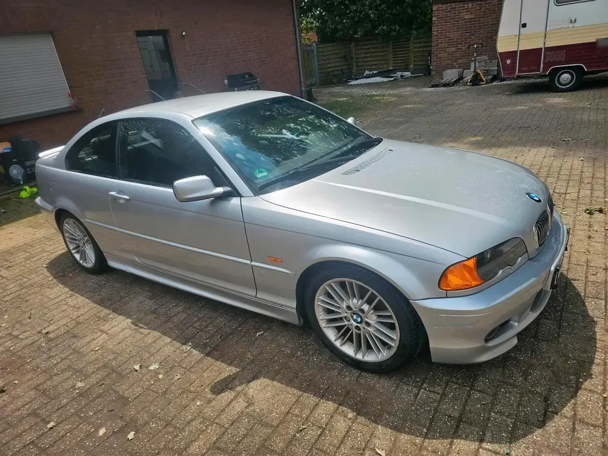 Gebraucht BMW 323 170 PS (125 kW) 2000 Silber Coupé