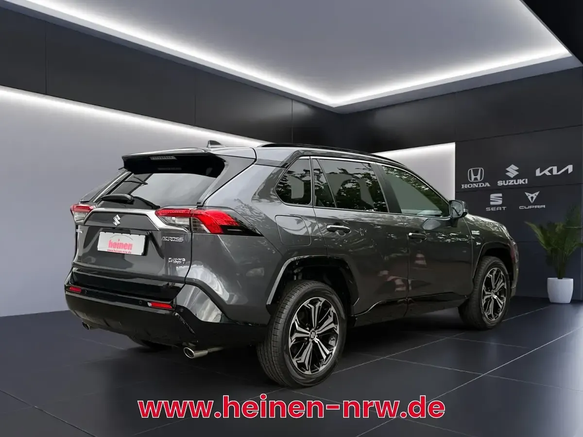 Second-hand Suzuki Across Comfort+ 306 CP (225 kW) 2024 Gri SUV