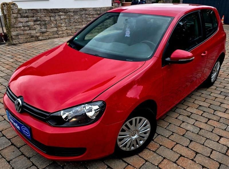 Rot Gebraucht 2009 VW Golf VI Limousine | 4.499 € (Guter Preis) - Bild 1/4