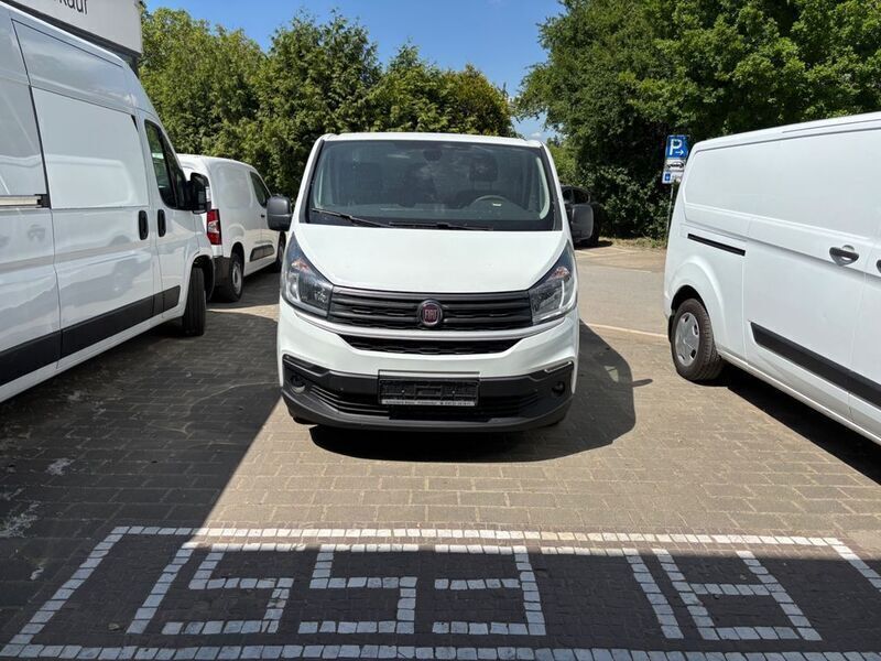 Colore esterno (perlweiss) Gebraucht 2018 Fiat Talento Van | 12.690 € (Fairer Preis) - Bild 1/4