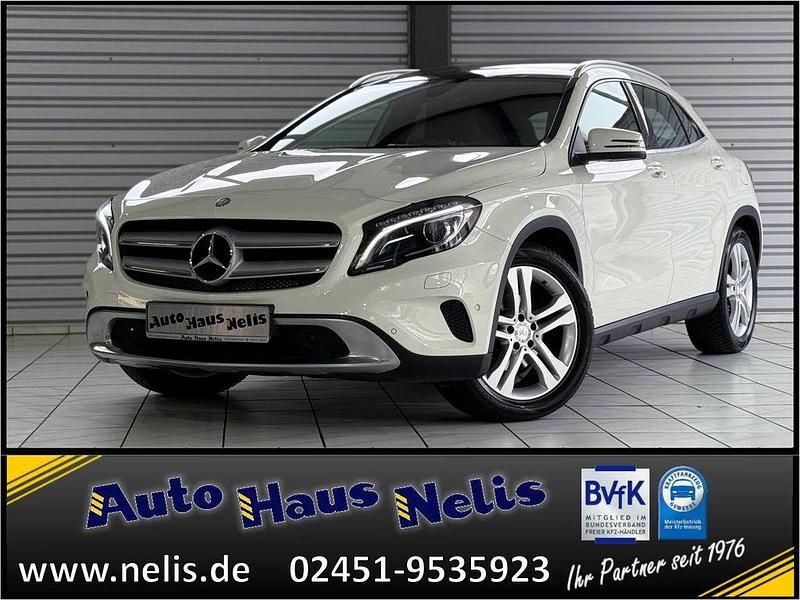 Gebraucht Mercedes GLA180 122 PS (89 kW) 2016 Weiß SUV