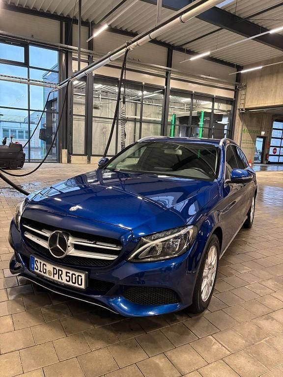 Gebraucht Mercedes C220 170 PS (125 kW) 2015 Blau Kombi