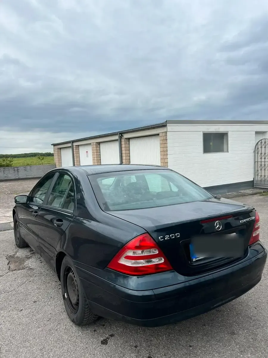 Gebraucht Mercedes C200 163 PS (119 kW) 2000 Schwarz Limousine