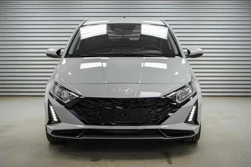 Neu Hyundai i20 90 PS (66 kW) 2026 Lumen grey metallic () Kleinwagen